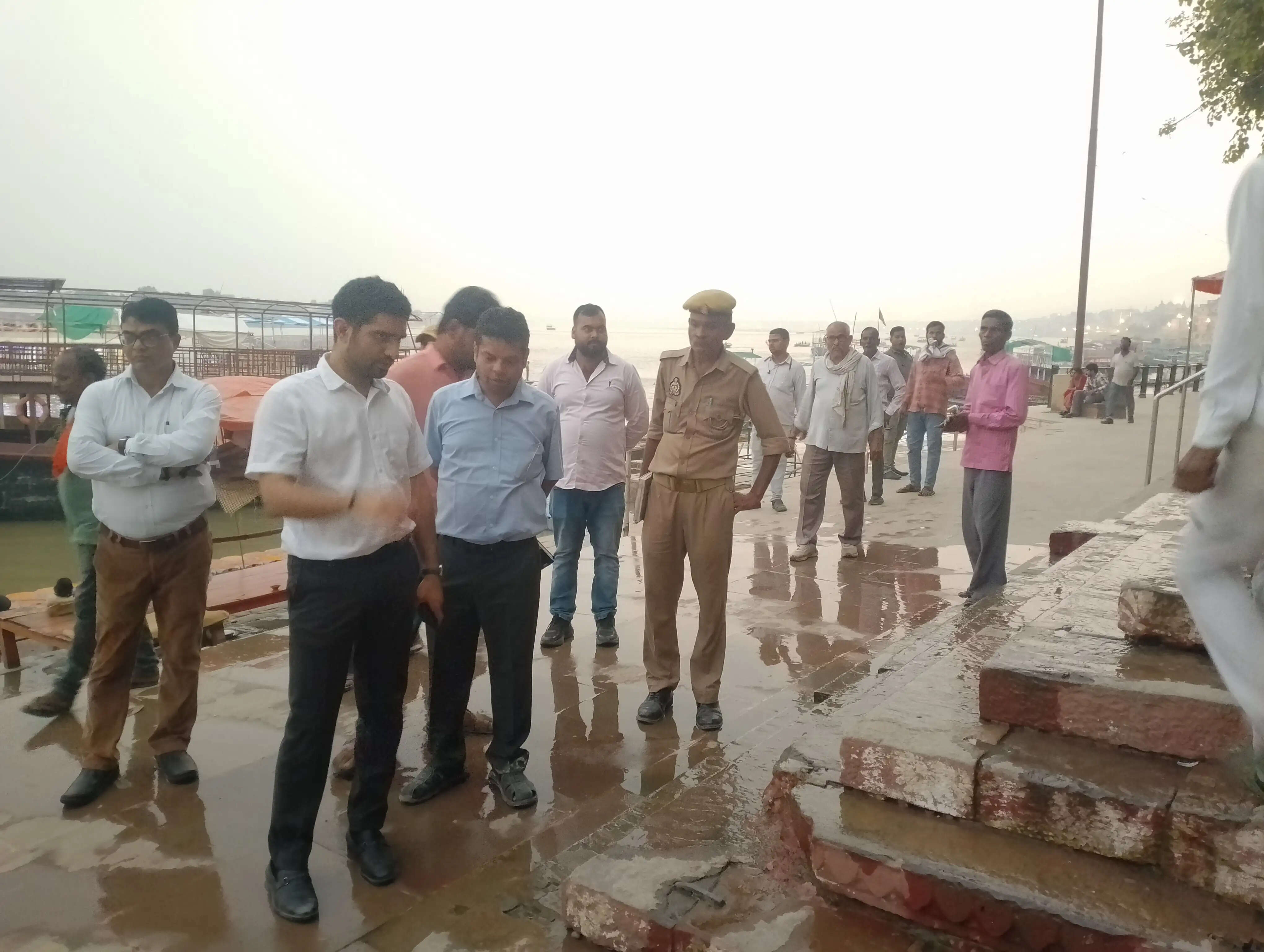 वायु सेना के एयर शो को लेकर वाराणसी नगर निगम सजग, नगर आयुक्त ने परखीं घाटों की व्यवस्थाएं