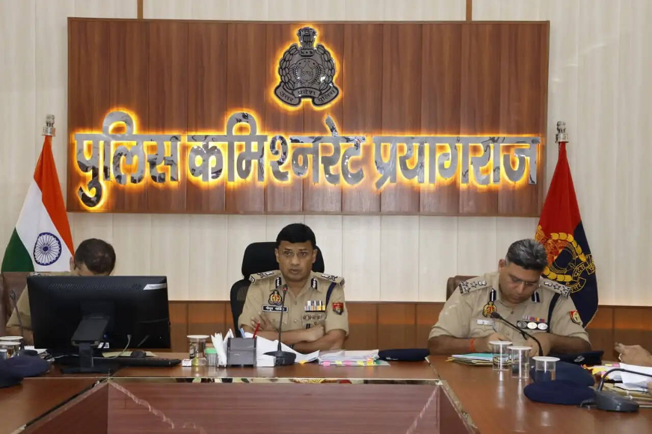 त्योहारों पर सुरक्षा व्यवस्था रहेगी चाक-चौबंद, जुलूस मार्गों का पहले होगा निरीक्षण : पीयूष मोर्डिया