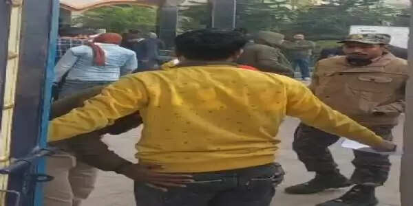 बिहार के 498 परीक्षा केंद्रों पर दारोगा भर्ती परीक्षा शुरु