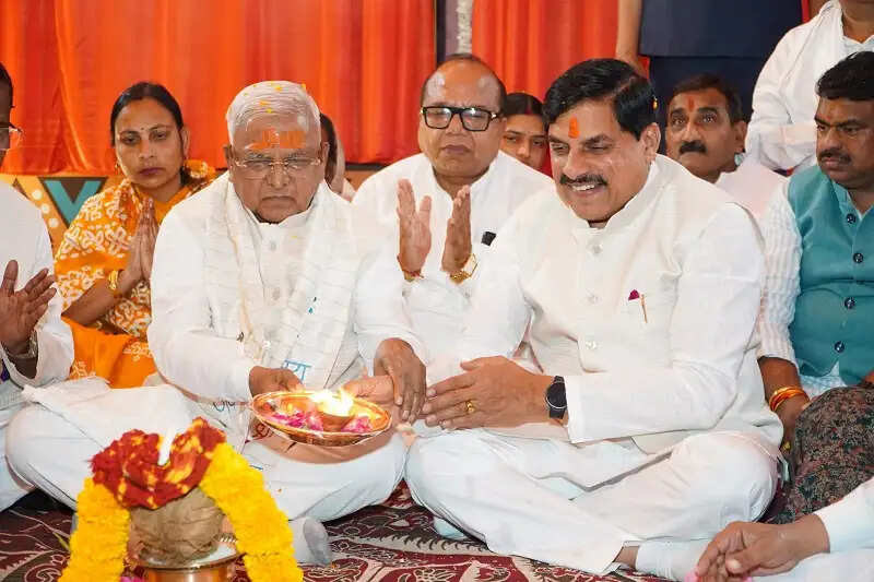 उज्जैन के गौरवशाली भविष्य और सांस्कृतिक अभ्युदय का हुआ शंखनाद : राज्यपाल पटेल