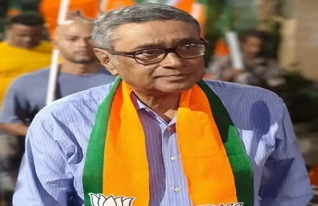 राज्य की आय बढ़ाना होगी प्राथमिकता, नए राजस्व स्रोत तलाशे जाएंगे : वित्त मंत्री स्वपन दासगुप्ता