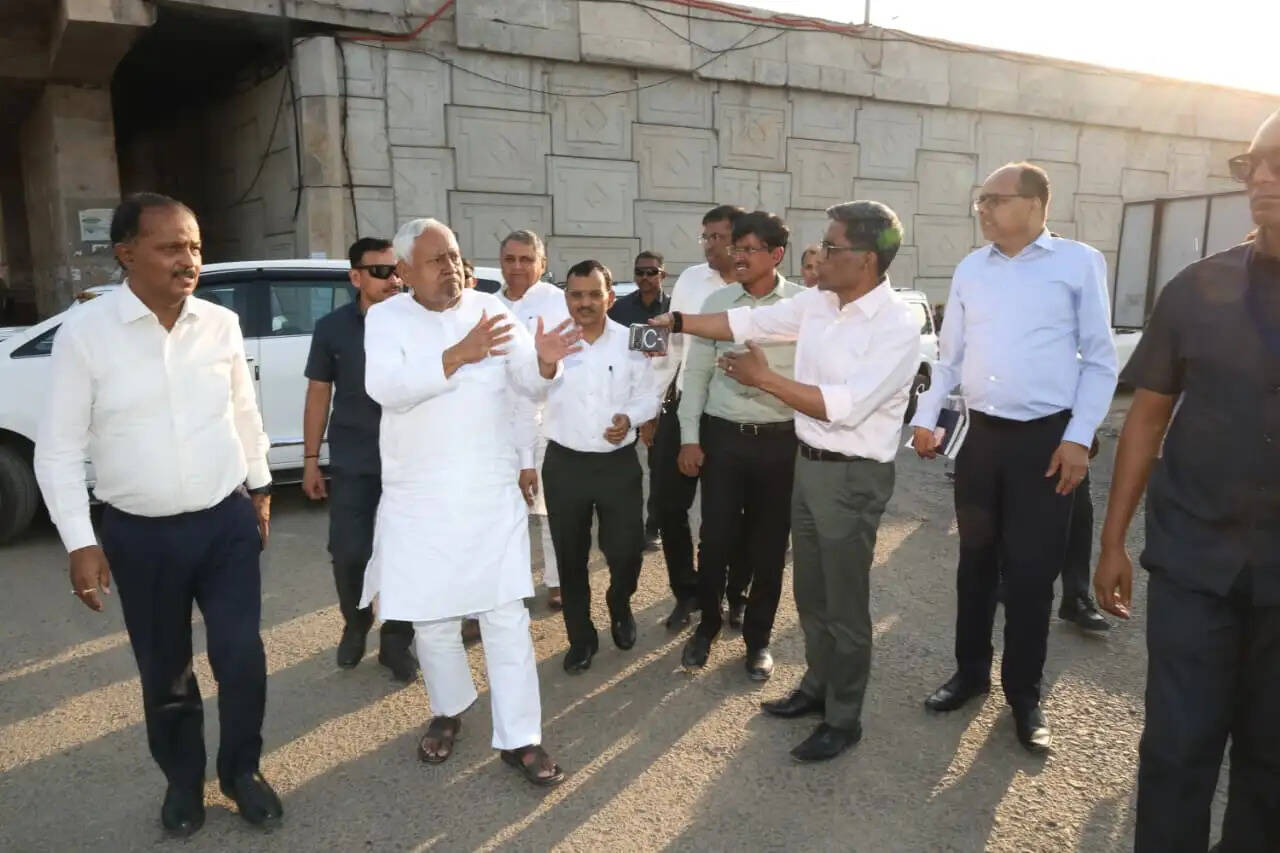 समृद्धि यात्रा: मुख्यमंत्री ने पटना जिले को दी 1,056 करोड़ रुपये की सौगात, 1,373 विकास योजनाओं का किया उद्घाटन एवं शिलान्यास