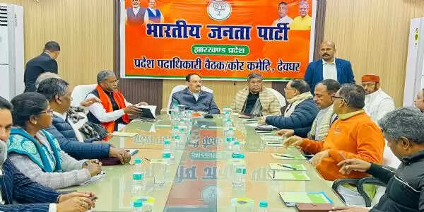 भाजपा के राष्ट्रीय अध्यक्ष देवघर पहुंचे, प्रदेश अध्यक्ष सहित अन्य नेताओं ने किया स्वागत