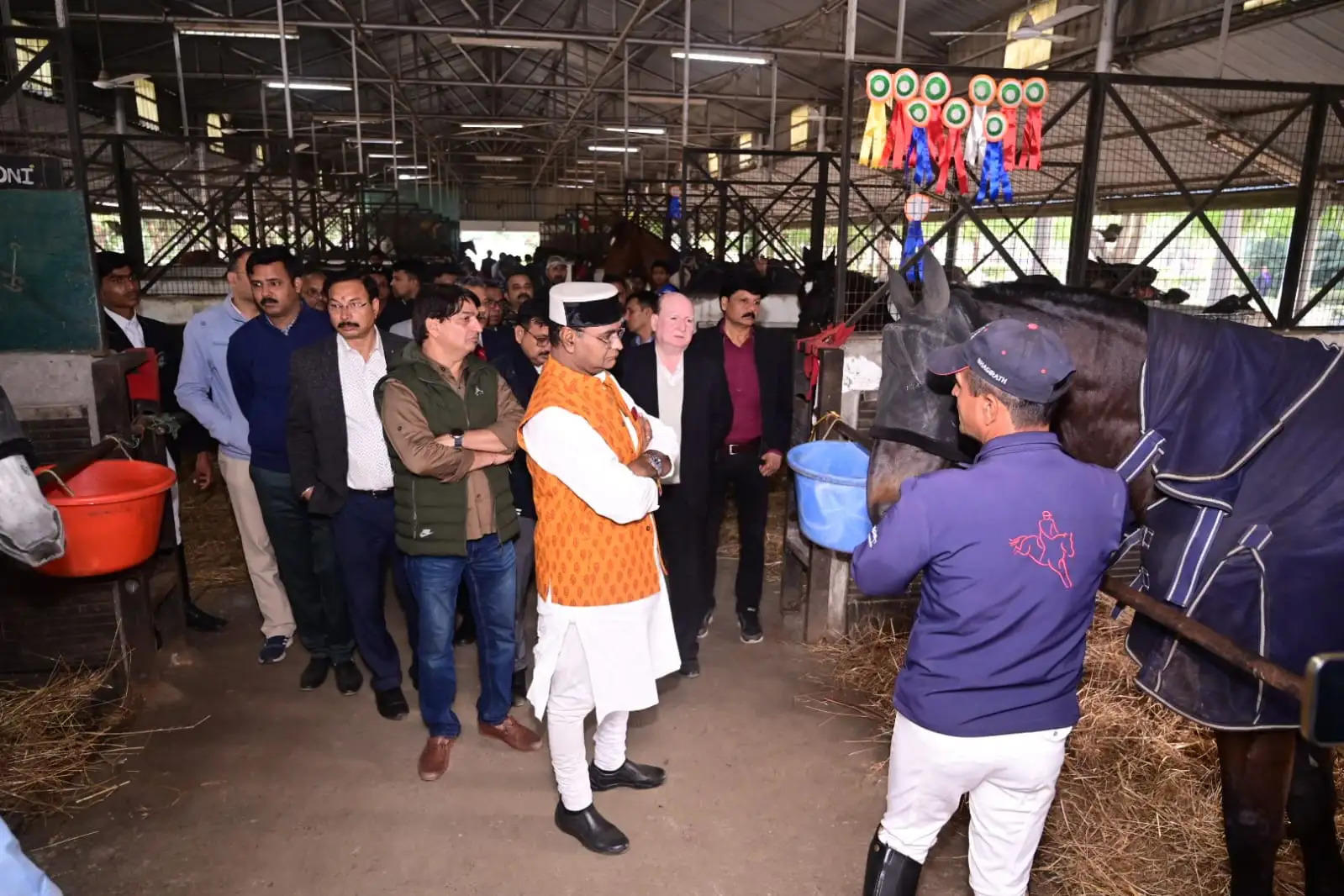 मप्रः खेल मंत्री सारंग ने किया राज्य घुड़सवारी अकादमी और गोल्ड ड्रायविंग रेंज का अवलोकन