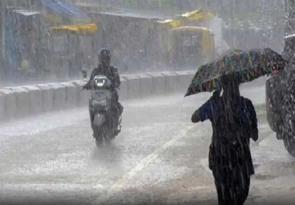 तीन दिन बाद बस्तर में फिर शुरू हुई बारिश, आने वाले दिनों में अच्छी बारिश के आसार