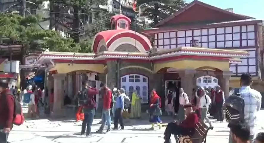 नवरात्र के पहले दिन शिमला के देवी मंदिरों में श्रद्धालुओं का तांता