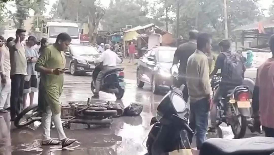 कोरबा में ट्रक ने बाइक सवार को कुचला, एक की मौत