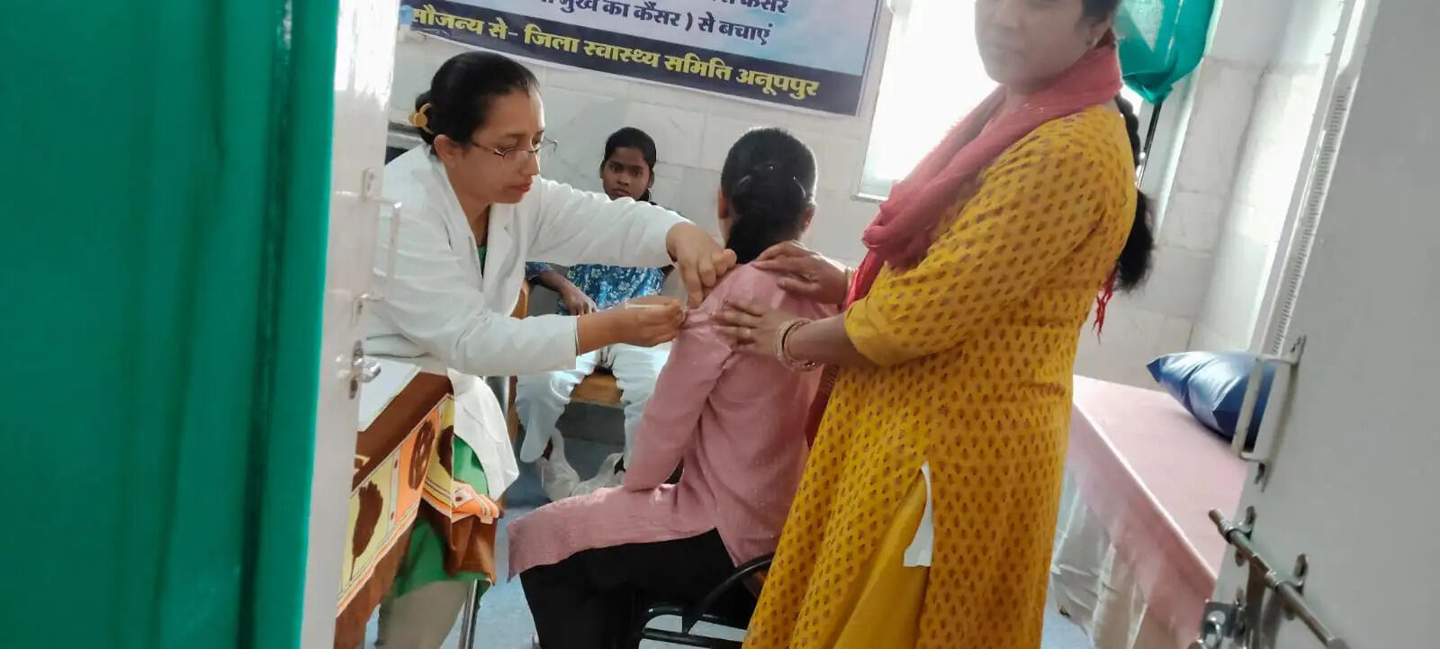 अनूपपुर: सर्वाइकल कैंसर से बचाव अभियान: 6590 में केवल 620 किशोरियों को अबतक लगा टीका