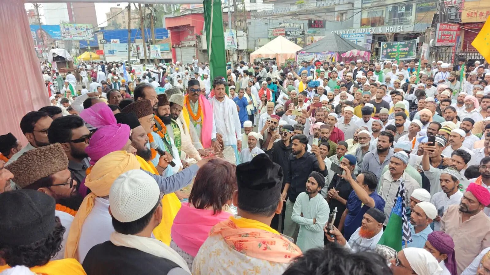 ईद मिलाद-उन-नबी पर रांची में धूमधाम से निकला जुलूस