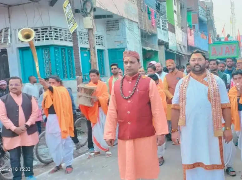 श्रीराम मंदिर में पूजित अक्षत कलश यात्रा निकली, राममय हुआ शहर