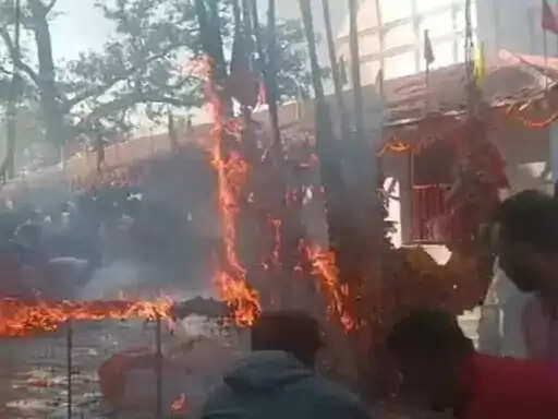 अंबिकापुर&nbsp;:&nbsp;नववर्ष 2026 की पहली सुबह आस्था, उल्लास और सैलानियों से गुलजार अंबिकापुर–मैनपाट