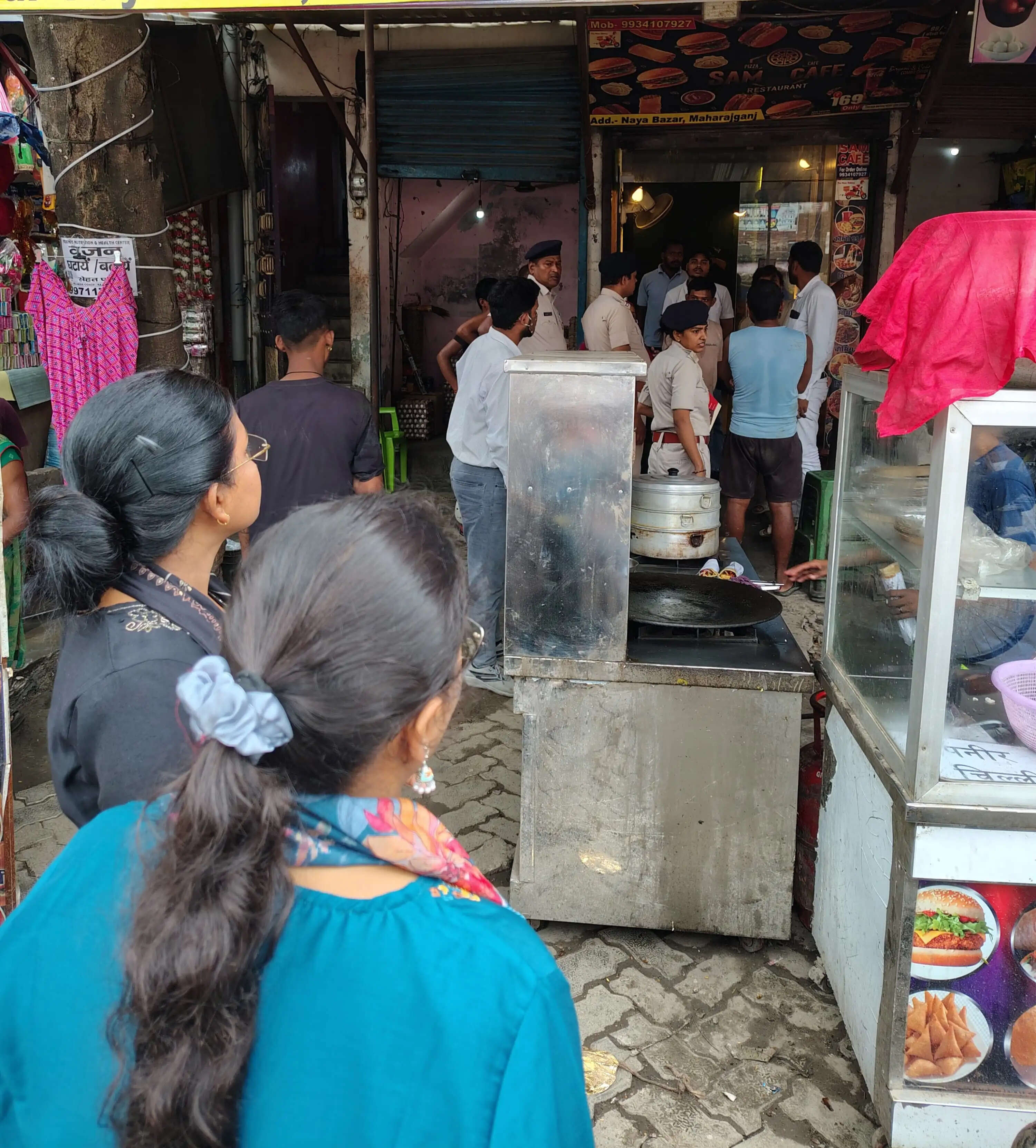 ऑपरेशन नया सवेरा के तहत महाराजगंज व रघुनाथपुर में छापेमारी, छह बाल श्रमिक मुक्त