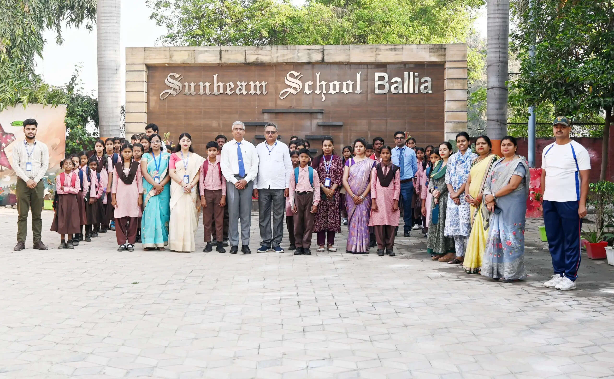 पीएमश्री स्कूल खोरीपाकर के बच्चों ने किया सनबीम स्कूल का शैक्षिक भ्रमण