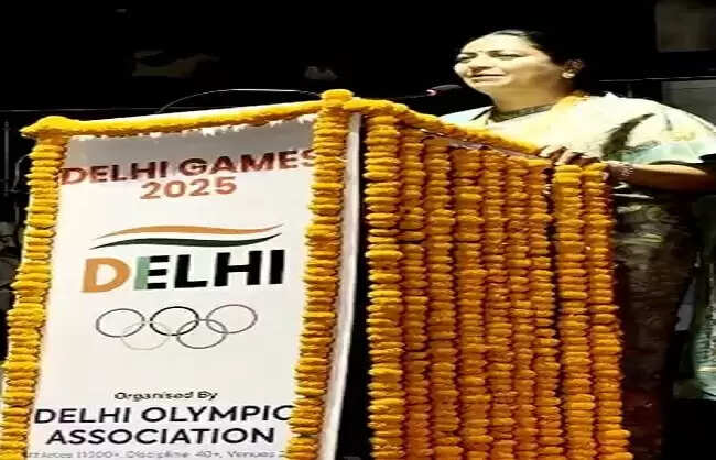 मुख्यमंत्री ने किया तालकटोरा स्टेडियम में दिल्ली गेम्स का उद्घाटन