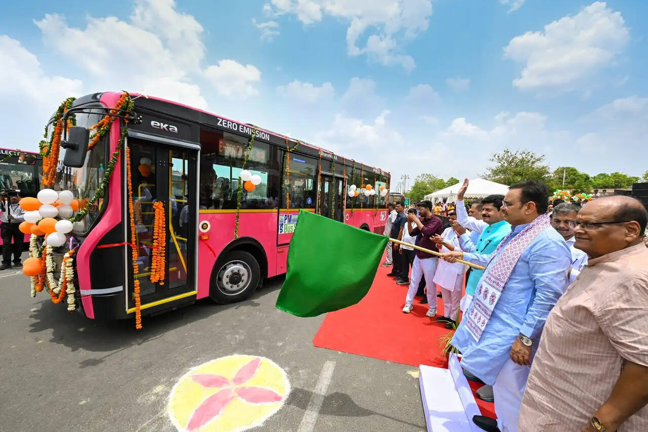 राजस्थान के नाै शहरों को मिलेंगी 1150 इलेक्ट्रिक बसें, जयपुर में 103 ई-बसों का संचालन