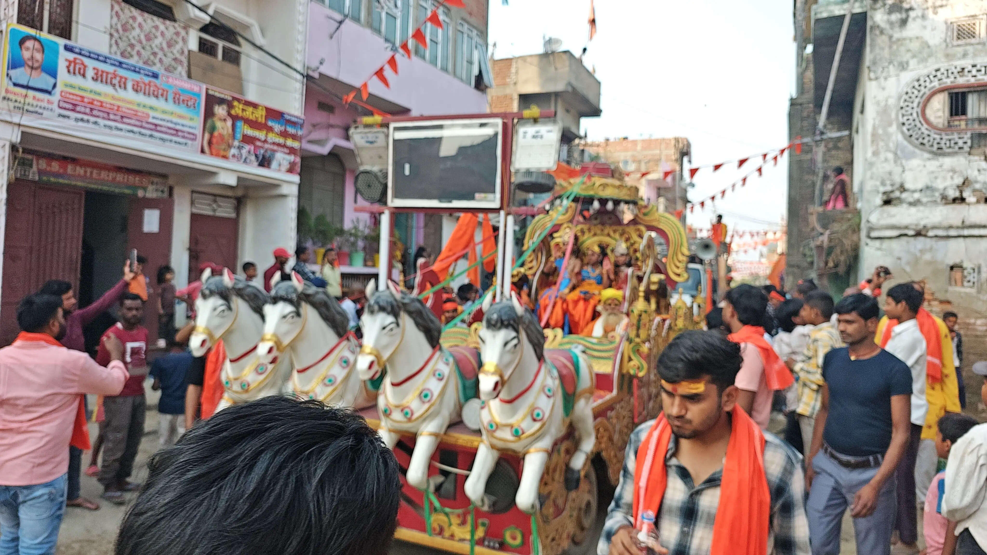 राम नवमी पर सुगौली में निकला भव्य शोभा यात्रा, श्रद्धालुओं की उमड़ी भीड़