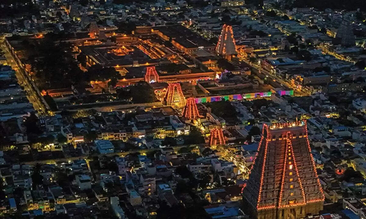 श्रीरंगम रंगनाथ मंदिर में वैकुंठ एकादशी उत्सव का शुभारंभ, 21 दिनों तक चलेंगे भव्य आयोजन