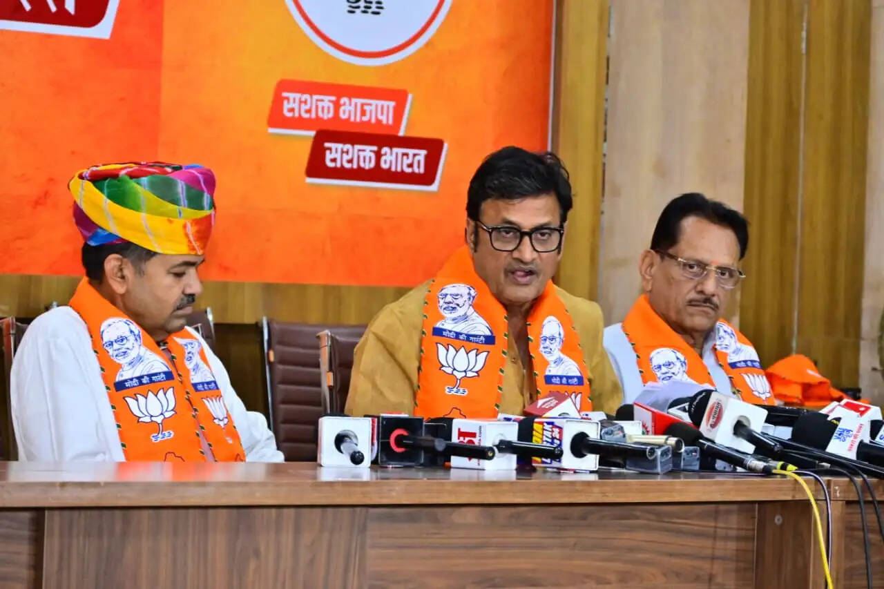 इंतजार शास्त्र से जनता को भ्रमित कर रहे गहलोत: राजेंद्र राठौड़