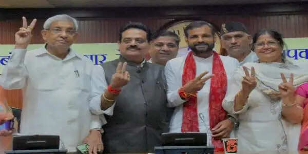 दिल्ली नगर निगम की विशेष समितियों के अध्यक्ष और उपाध्यक्ष निर्विरोध निर्वाचित