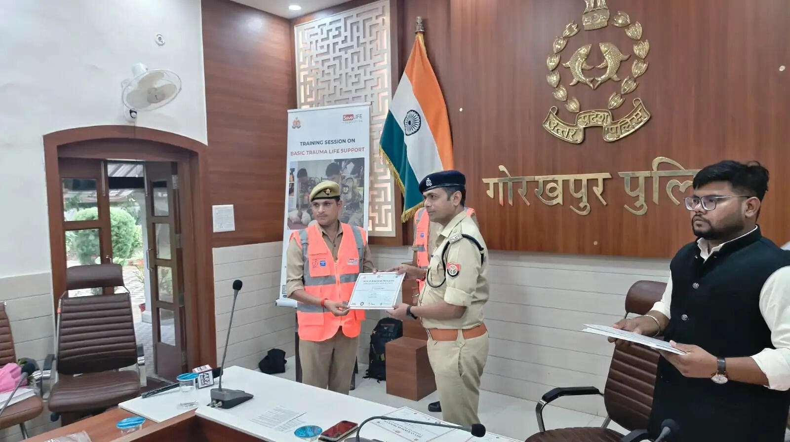 सड़क हादसों में जान बचाने के लिए पुलिसकर्मियों को दिया प्रशिक्षण