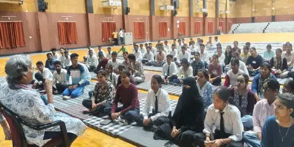 अनुशासन से ही बनता है श्रेष्ठ व्यक्तित्व : कुलपति प्रो. वंदना सिंह