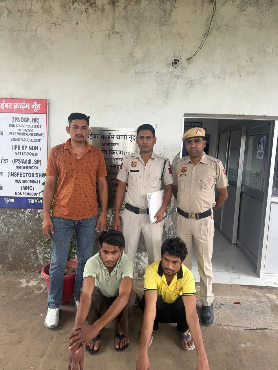 नूंह पुलिस ने पकड़े साइबर ठगी के दो आरोपी,एटीएम व फर्जी सिम बरामद