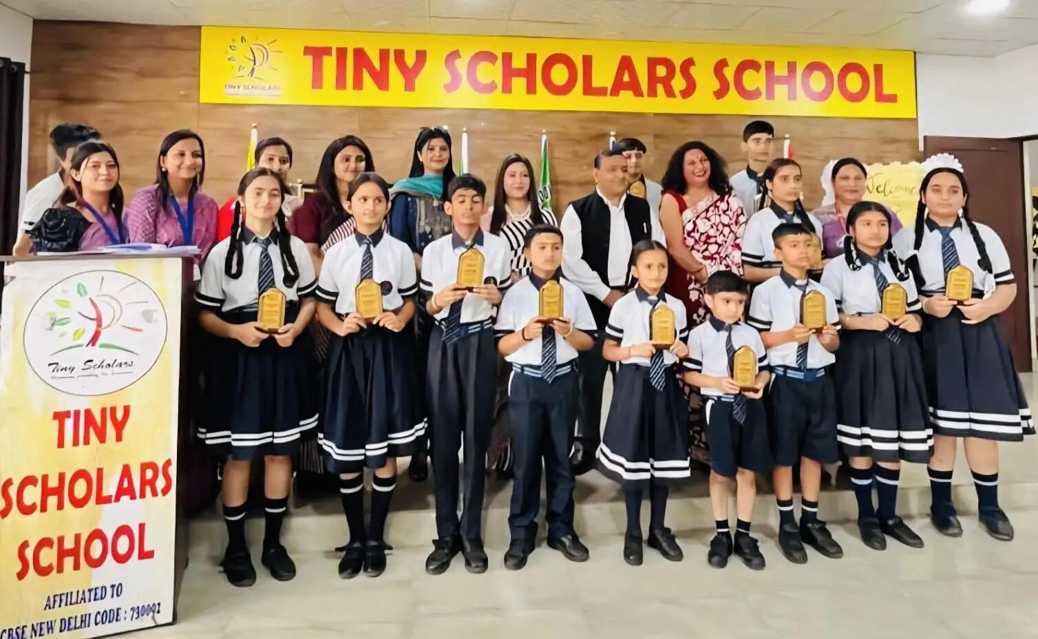 टाइनी स्कॉलर्स स्कूल कठुआ में स्पेलबी प्रतियोगिता आयोजित, छात्रों ने दिखाया हुनर