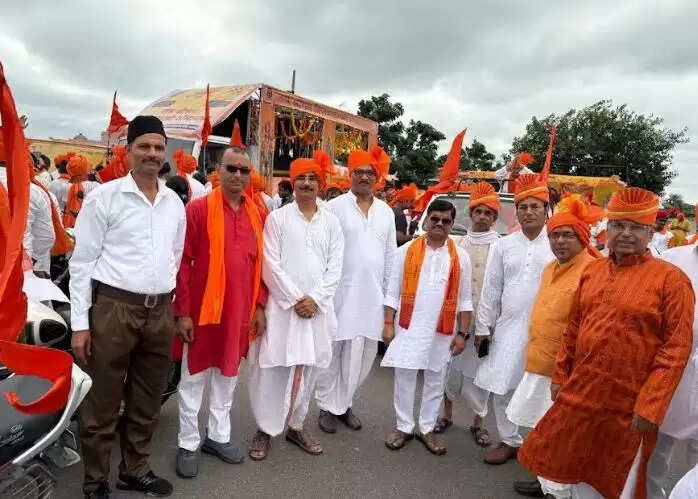 विजयादशमी पर प्रदेश भर में हुआ रावण दहन, दुर्गा प्रतिमा का हुआ विसर्जन