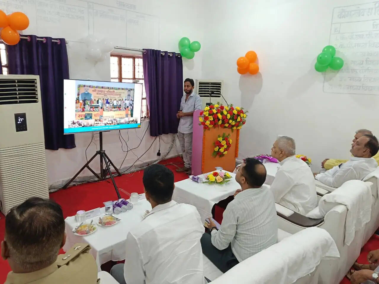 उपमुख्यमंत्री विजेंद्र प्रसाद यादव ने सोनपुर में विद्यालय का किया उद्घाटन