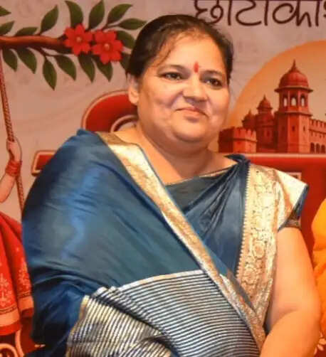 एक नई पहचान देने&nbsp;के&nbsp;लिए&nbsp;सक्षम&nbsp;उत्सव&nbsp;25&nbsp;काे