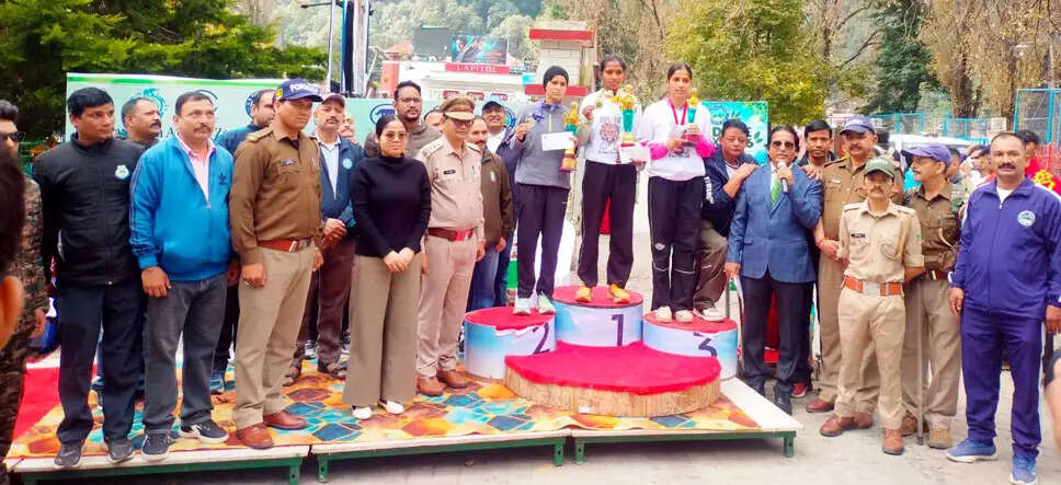 वन्य प्राणी सप्ताह पर मैराथन दौड़ में 400 प्रतिभागियों ने लिया हिस्सा