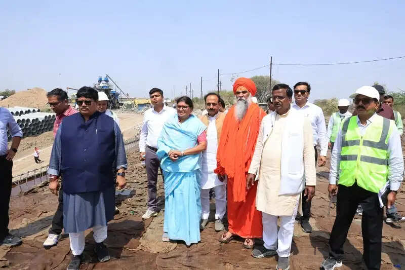 मप्रः सिंहस्थ 2028 के लिए संवर रहा उज्जैन, जनप्रतिनिधियों ने निर्माण कार्यों की गुणवत्ता को सराहा