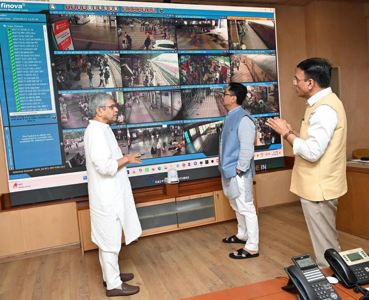 अश्विनी वैष्णव ने केंद्रीय मंत्रियों को दिखाया रेलवे का ‘वार रूम’, एआई से हो रही लाइव निगरानी