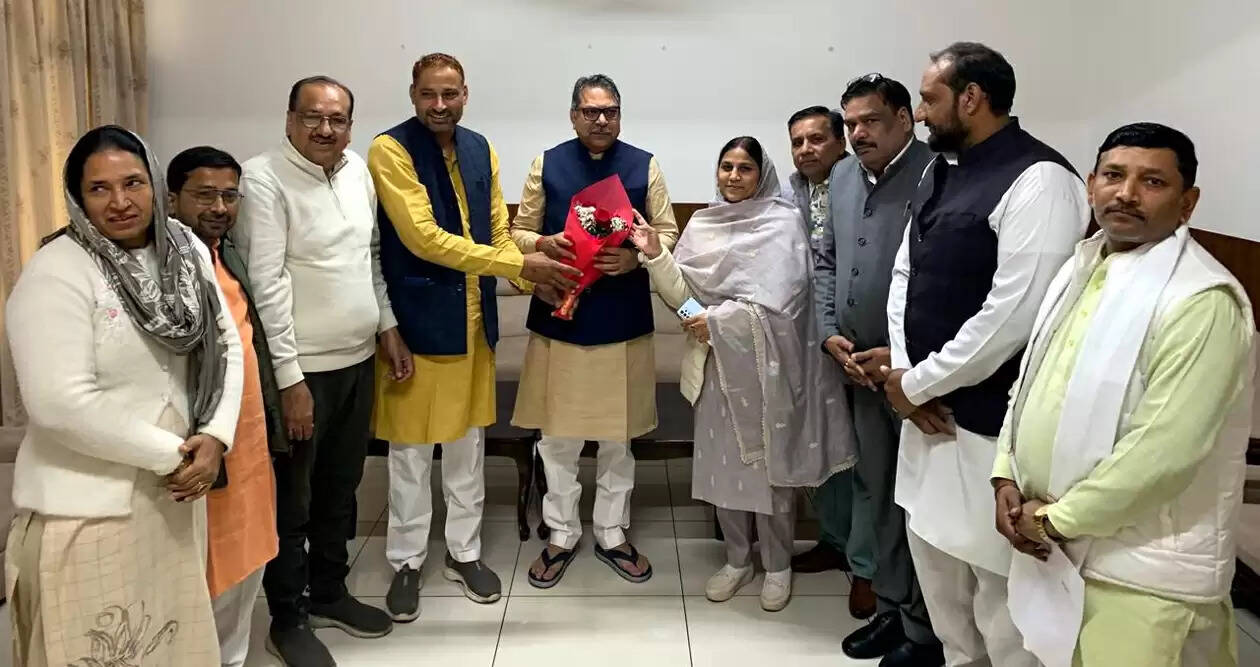 हिसार : विपक्ष की भूमिका को भूल देश में अराजकता का माहौल बना रही कांग्रेस : सतीश पूनिया