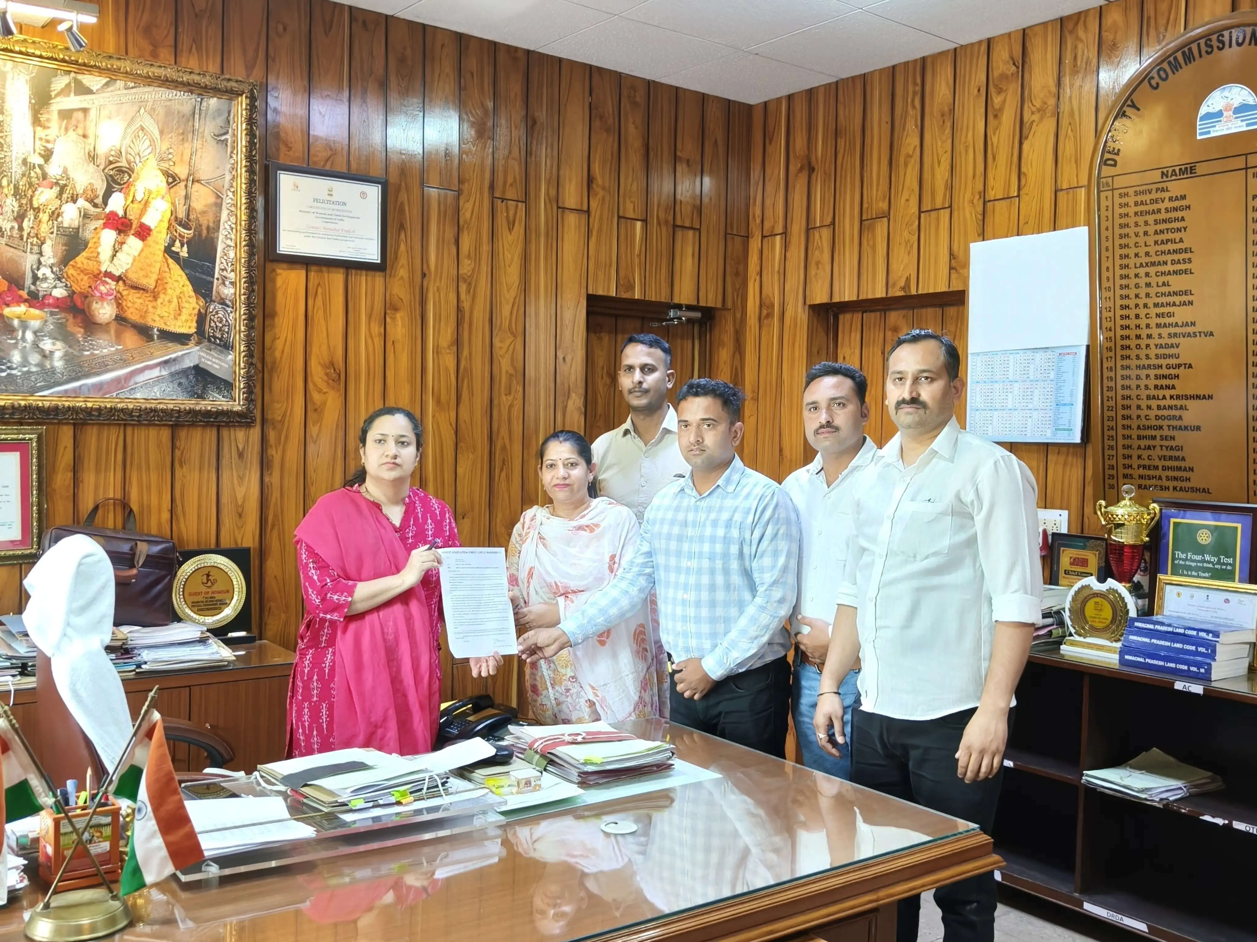 वन विभाग में सहायक फॉरेस्ट गार्ड की भर्ती का विरोध,फॉरेस्ट असोसिएशन नाहन ने मुख्यमंत्री को भेजा ज्ञापन