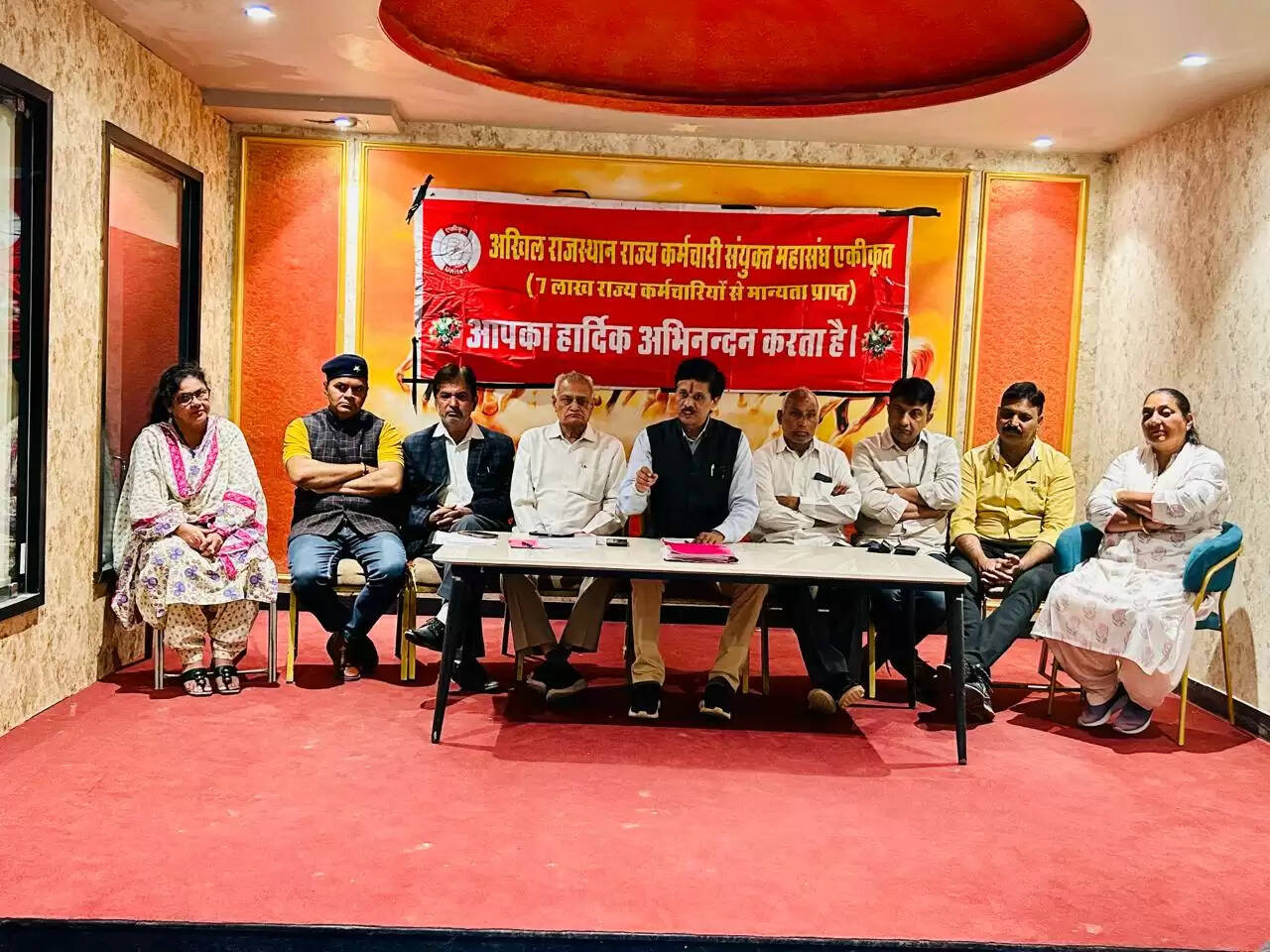 मेडिकल कॉलेजों में 1267 नियमित पद समाप्त करने पर चिकित्सा कर्मियों में रोष