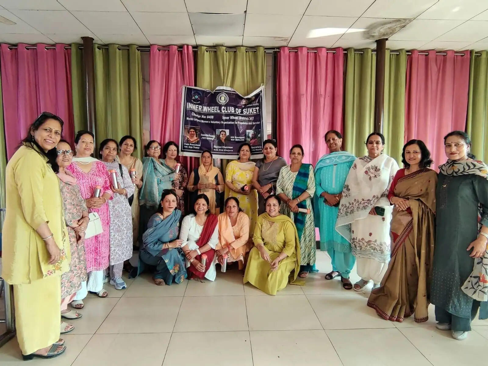इनर व्हील क्लब सुकेत की एग्जीक्यूटिव टीम की ऑनलाइन बैठक