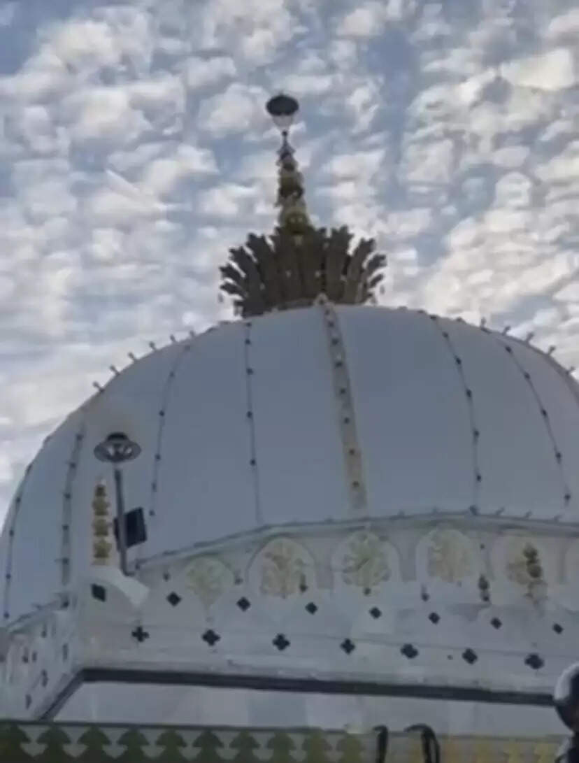 ख्वाजा अजमेर की दरगाह के खादिमों ने लाइसेंस के लिए नहीं किया आवेदन