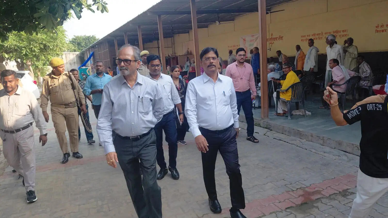 वृद्धजनों&nbsp;काे&nbsp;किसी&nbsp;भी&nbsp;प्रकार&nbsp;की&nbsp;समस्या&nbsp;न&nbsp;हाेने&nbsp;पाए&nbsp;:&nbsp;जिलाधिकारी