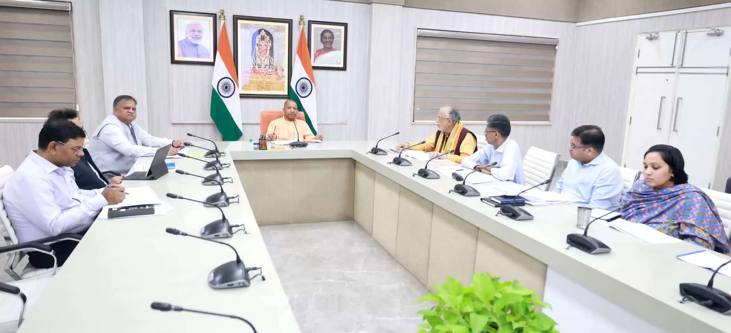 जनपदों में मास्टर ट्रेनर के माध्यम से गन्ना किसानों का कराएं प्रशिक्षण : मुख्यमंत्री