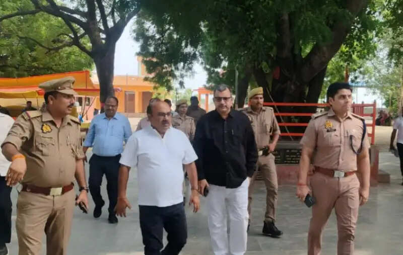 श्रावण के प्रथम सोमवार से पहले गौरी शंकर धाम की सुरक्षा व्यवस्था का निरीक्षण, अधिकारियों ने दिए आवश्यक निर्देश