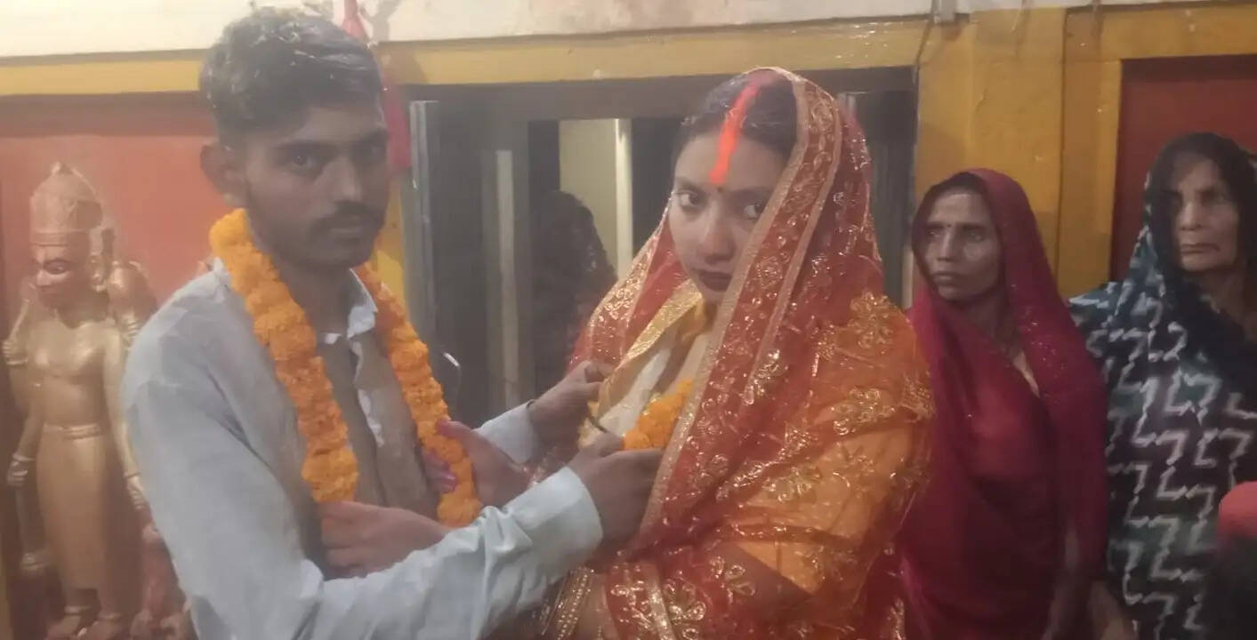प्रेमी युगल ने थाने की पंचायत के बाद मंदिर में रचाई शादी