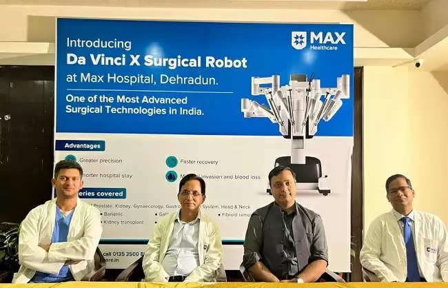 द विन्सी एक्स सर्जिकल रोबोट लॉन्च