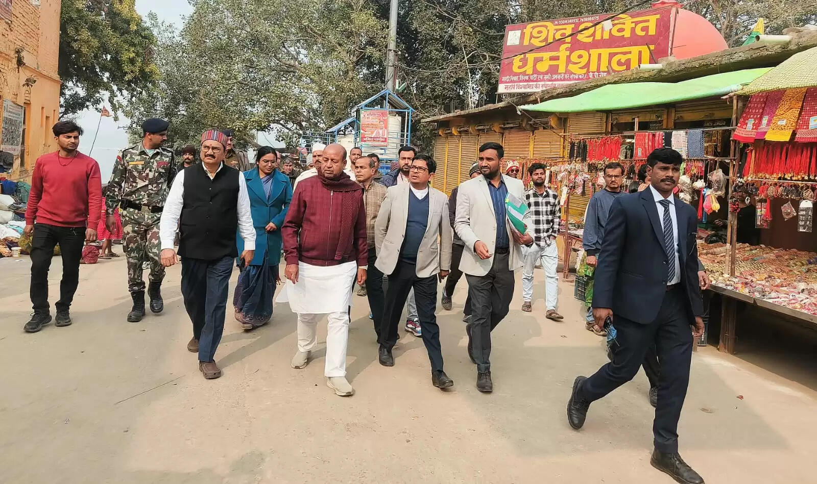 रामरेखा घाट पर पर्यटन विकास योजनाओं का मंत्री ने किया निरीक्षण