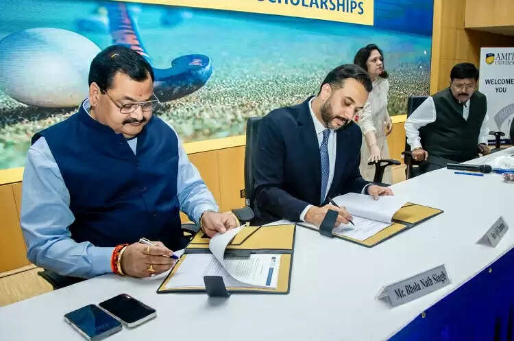 एमीटी यूनिवर्सिटी ऑनलाइन और हॉकी इंडिया के बीच ऐतिहासिक समझौता, अब खेल के साथ उच्च शिक्षा भी कर सकेंगे खिलाड़ी