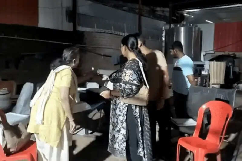 (अपडेट) मप्रः सीहोर की रुद्रांश डेयरी से भारी मात्रा में तैयार 32 क्विंटल संदिग्ध पनीर जब्त