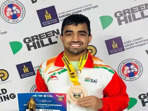 कोरियन बॉक्सर को हरा फरीदाबाद के लोकेश ने जीता सिल्वर मेडल