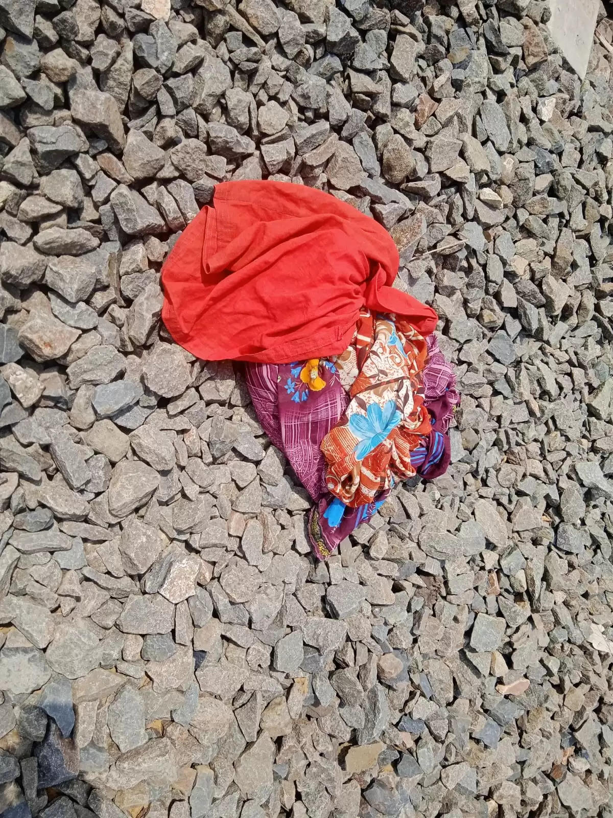 अनूपपुर: ट्रेन से टकराने पर अज्ञात वृद्ध महिला की मौत