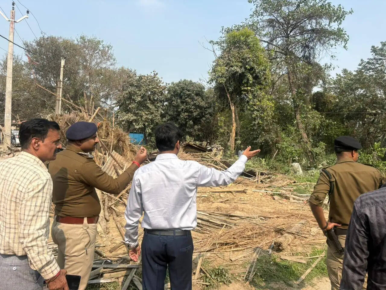 रक्सौल में नो मेंस लैंड से हटाया गया अतिक्रमण