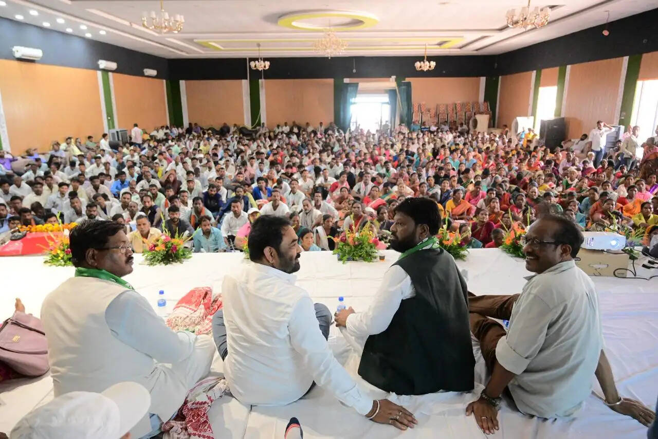 योग्य मतदाताओं का नाम नहीं कटे मतदाता सूची से : विनोद पांडेय